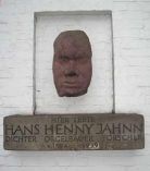  Her boede Hans Henny Jahnn