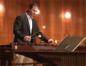 Præludium for solo marimba spillet af Johan Bridger.