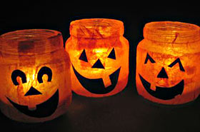 Halloween fejres med udskæringer af græskar, uhyggelige