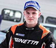 Frederik Mortensen kører i denne weekend 30/31 august, sit næstsidste racerløb i England